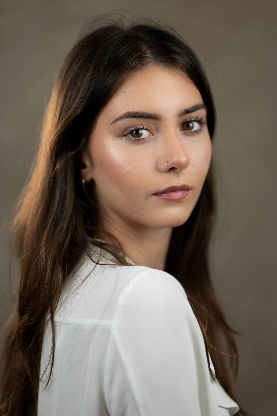 Professional performer headshot created by Next Stages