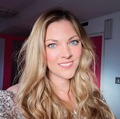 Danni Bentley, professional singer and vocal coach