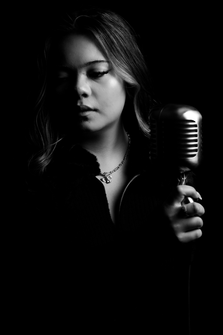 Singer promotional portrait created by Next Stages